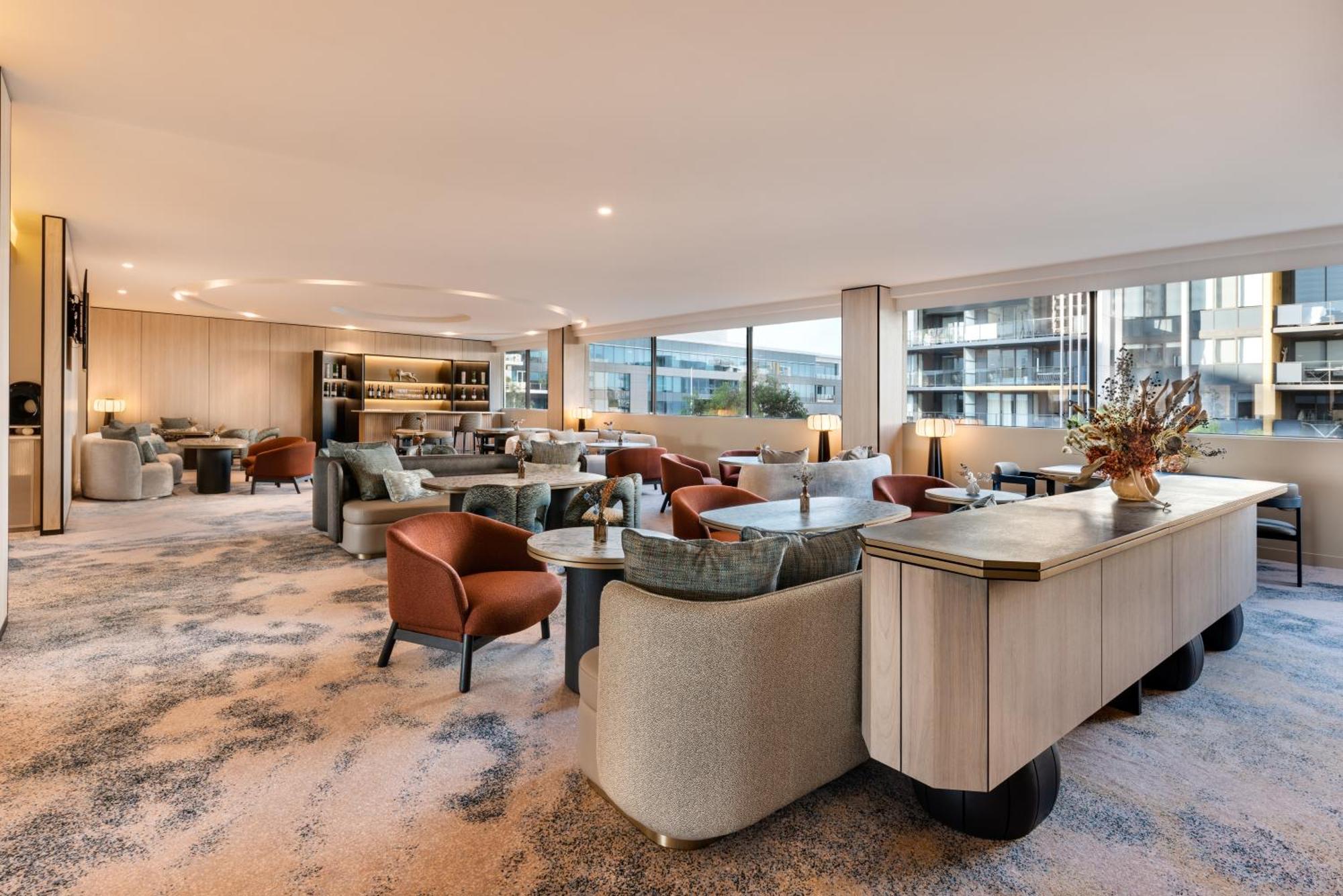 Pan Pacific Perth Hotel Kültér fotó The Club at London Heathrow Airport